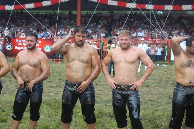 Kırkpınar’da erken final: Recep Kara ile İsmail Balaban eşleşti