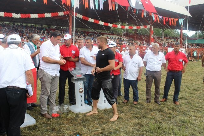 Kırkpınar’da erken final: Recep Kara ile İsmail Balaban eşleşti