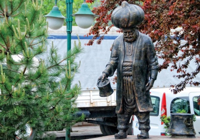 Nasreddin Hoca heykeline tepki