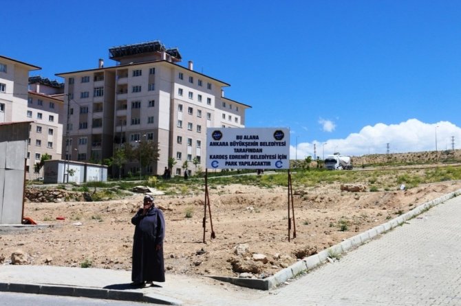 Kardeş belediyelerden Edremit’e 3 yeni park