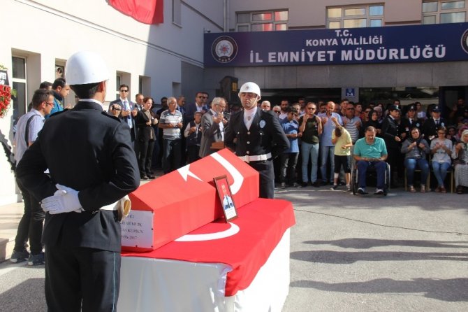 Şehit polis memuru için Konya Emniyet Müdürlüğünde tören düzenlendi