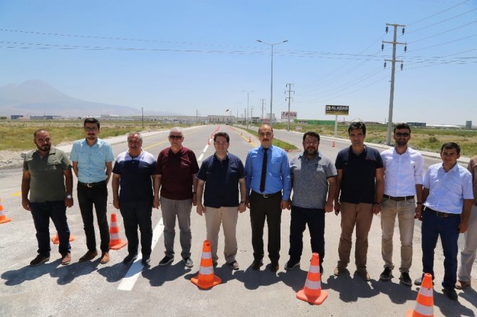 Aksaray’da 6 kilometrelik OSB yolu trafiğe açıldı