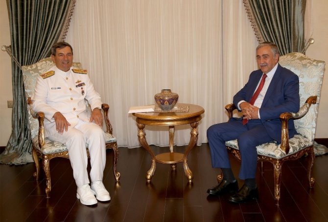KKTC Cumhurbaşkanı Akıncı, TSK temsilcisi Oramiral Kösele’yi kabul etti
