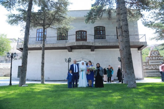 Talas’ın nostaljik nikah salonu hizmete hazır