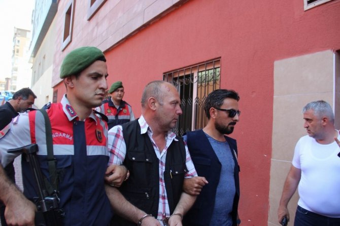 Kayseri’de cinayet şüphelisi 4 kişi adliyeye sevk edildi