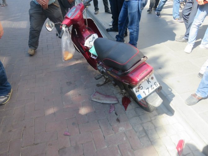 Kula’da motosiklet kazası: 1 yaralı