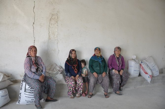 Köyün değirmeni 4 çocuk annesi kadına emanet
