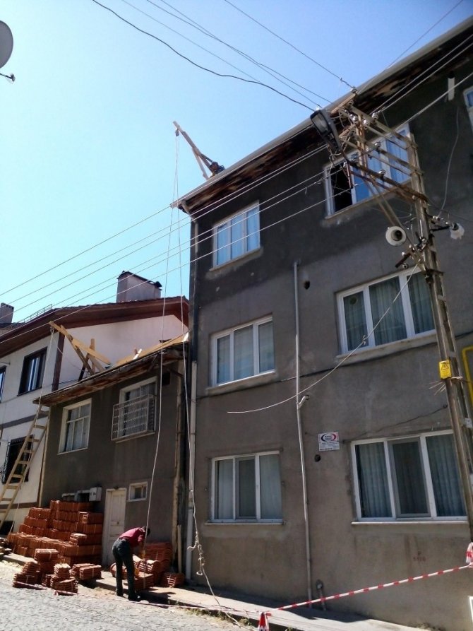 Niksar Tarihi Kaleiçi sokakları özgünleştiriliyor