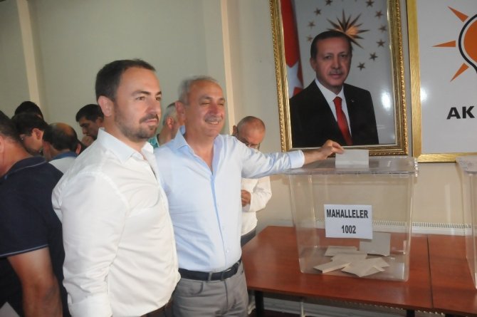 Akçakoca’da AK Parti delege seçimi başladı