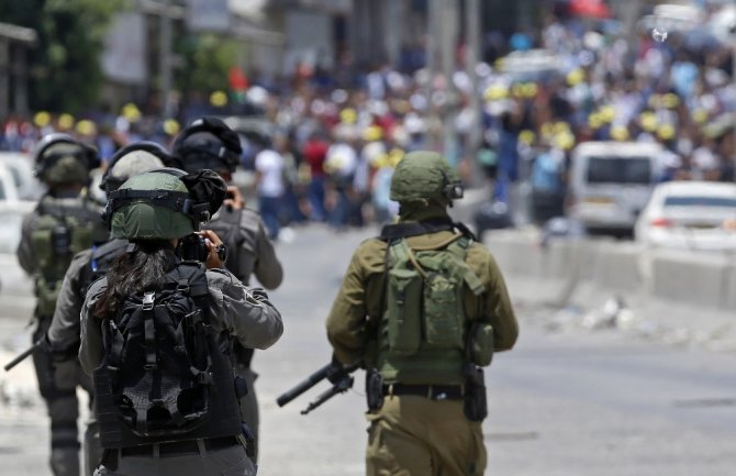 İsrail polisi bir Filistinli genci öldürdü
