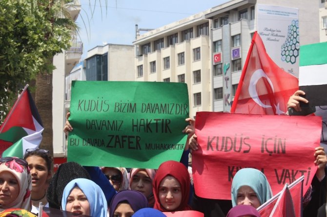 Denizli’de Mescid-i Aksa’ya yapılanlar protesto edildi