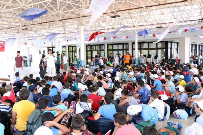 Yaz Okulu öğrencileri Silifke kampını verimli geçirdi