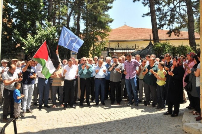 Akşehir STK’larından İsrail’e tepki
