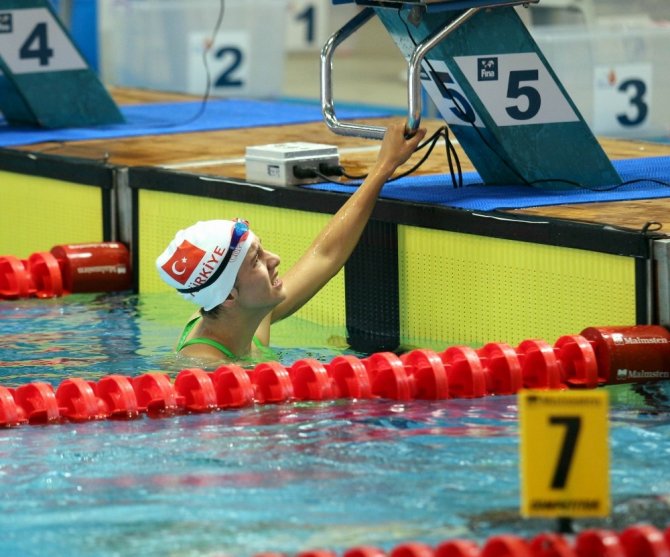 Reyhan Küçük yüzme finallerinde madalya alamadı