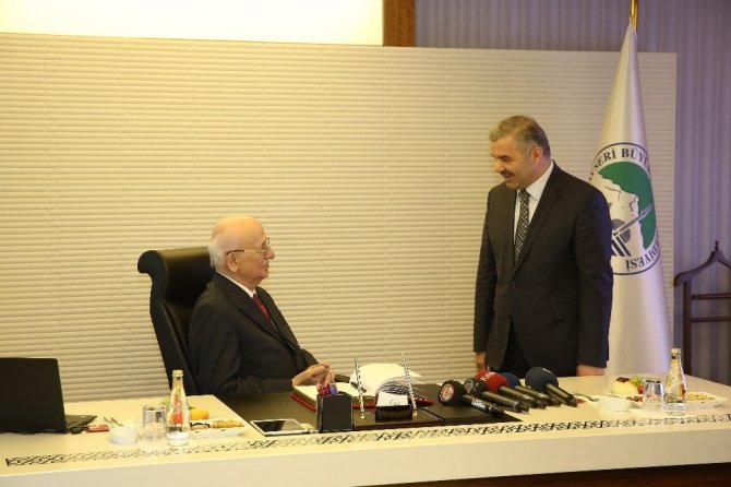 TBMM Başkanı Kahraman, Başkan Çelik’i ziyaret etti