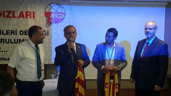TGF Başkanı Karaca’ya Yeni Malatyaspor forması