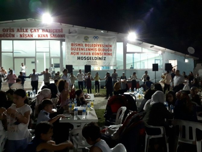 Bismil Belediyesinden halk konseri