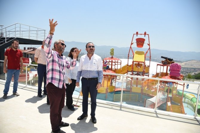 Başkan Doğan, aquaparkta incelemelerde bulundu