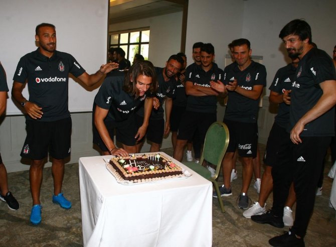 Atınç Nukan’ın doğum günü kutlandı