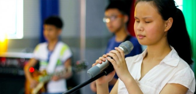 Görme engelli çocuklar müzikle hayata tutunuyor