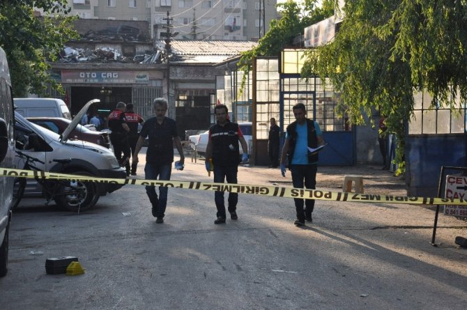 Eskişehir’de silahlı ve bıçaklı kavga: 3 yaralı