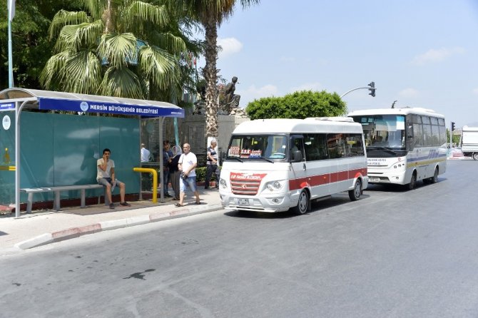 Mersin’de otobüs durakları yenileniyor