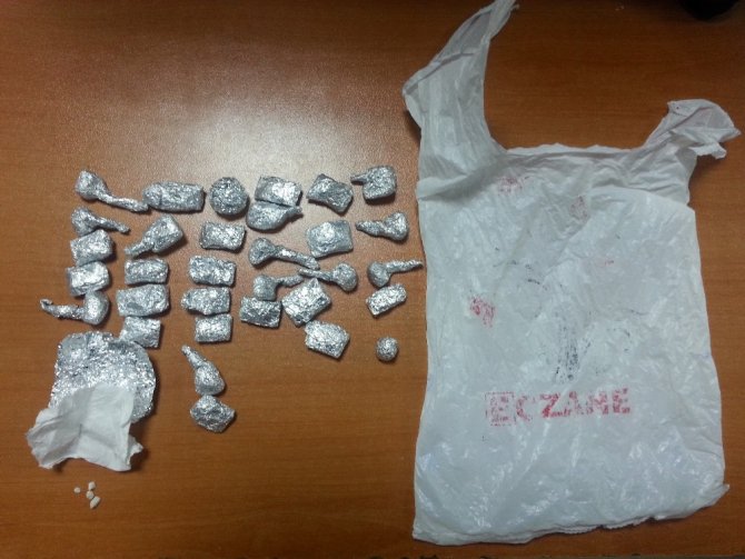 Adana’da uyuşturucu operasyonu: 11 gözaltı