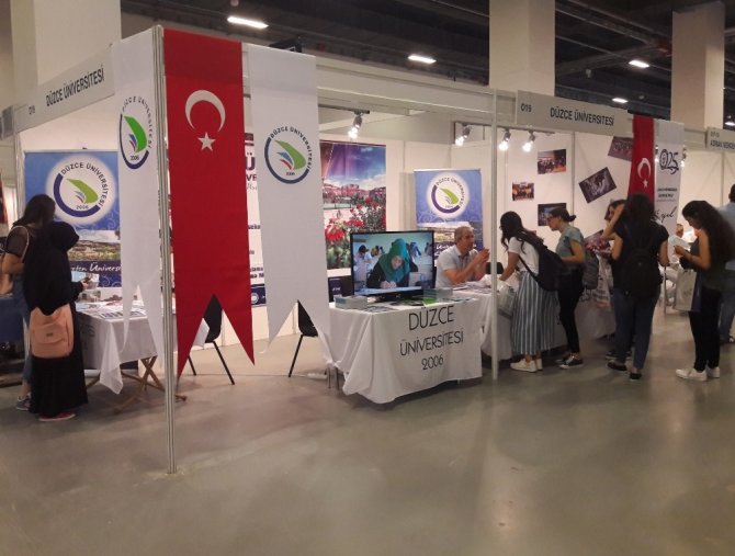 Düzce Üniversitesi’ne İstanbul Tercih Fuarında Büyük İlgi