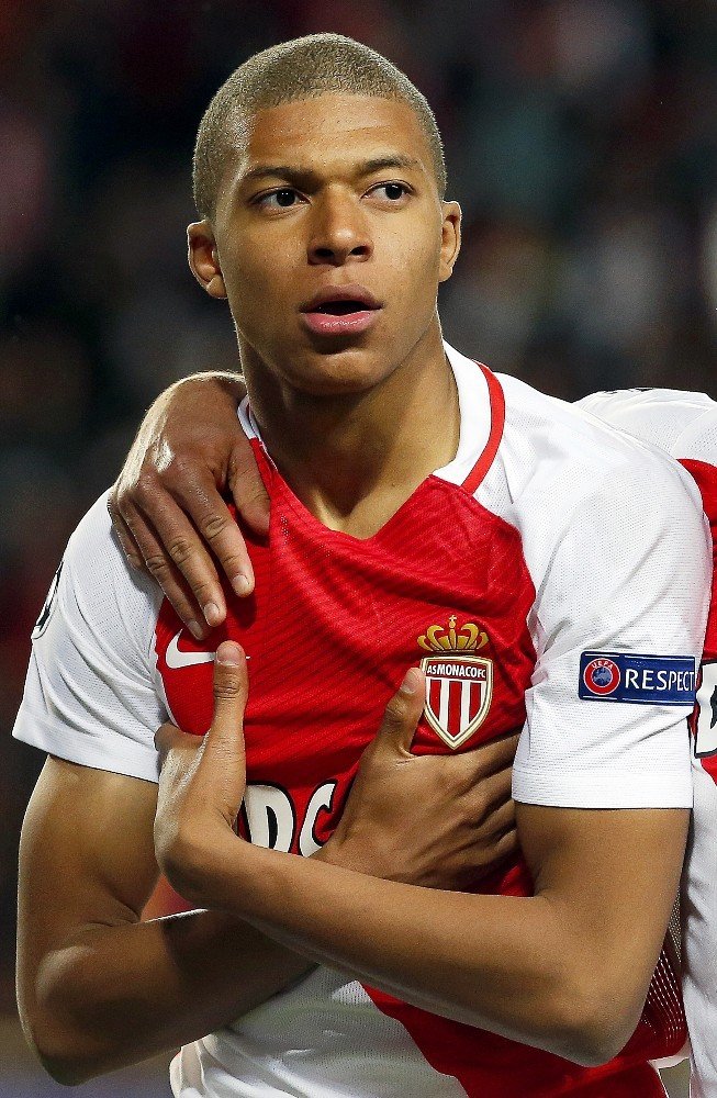 Real Madrid’den Mbappe için 180 milyon Euro