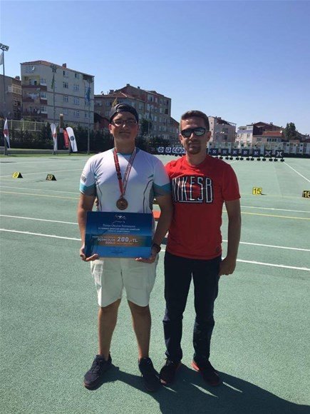 Yalovalı okçu İstanbul’da üçüncü oldu