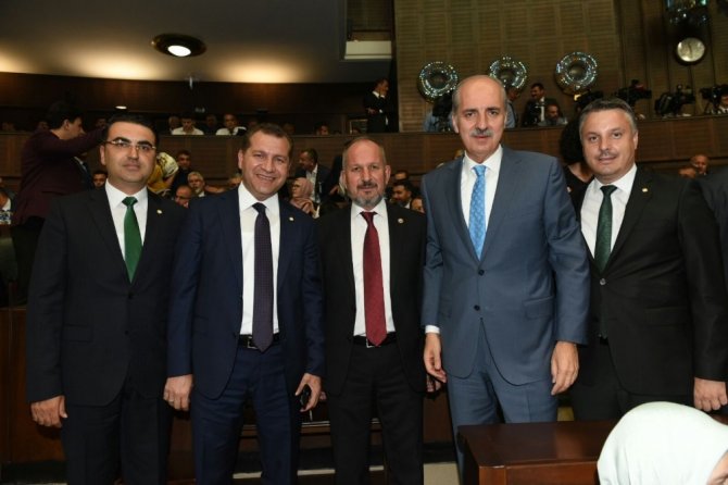 Cumhurbaşkanı Erdoğan’a kırmızı dipli mum ile davet