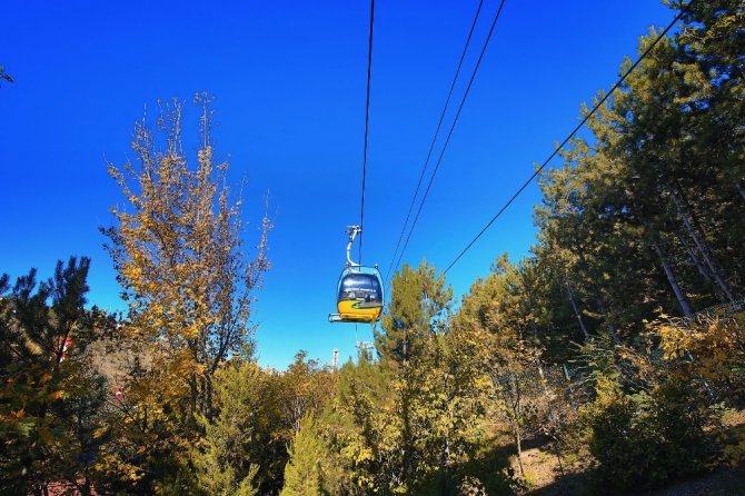 Ankara’yı kuşbakışı izlemek isteyenler, Keçiören’de teleferiğe biniyor