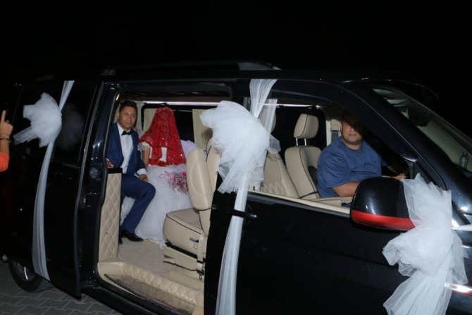 Başkan Ceylan, şehidin kardeşine makam aracını tahsis etti