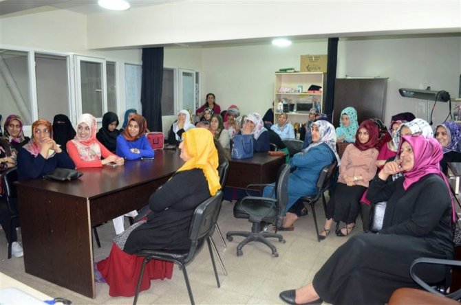 Bingöl’de kadınlara evlilikte iletişim semineri
