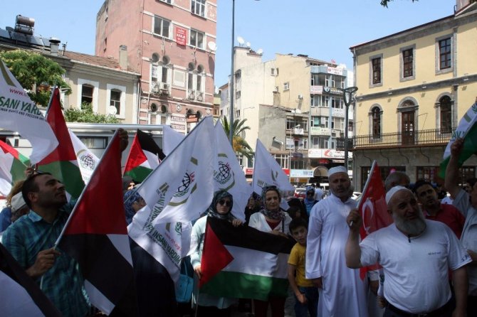 Trabzon’da cuma namazı sonrası İsrail protesto edildi