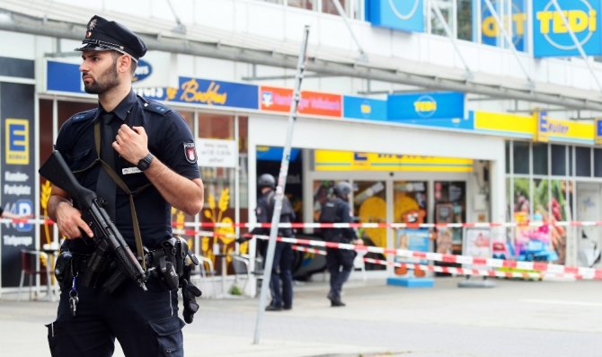 Hamburg saldırganının, Alman polisinin takibinde olduğu ortaya çıktı