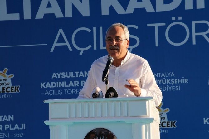 Aysultan Kadınlar Plajı açıldı