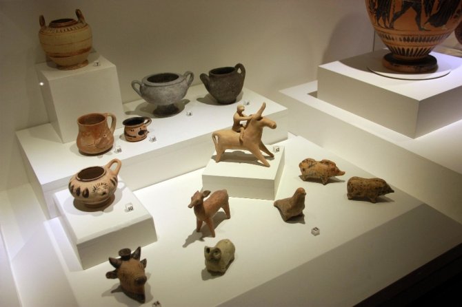 2 bin 500 yıl öncesinin oyuncakları görenleri büyülüyor