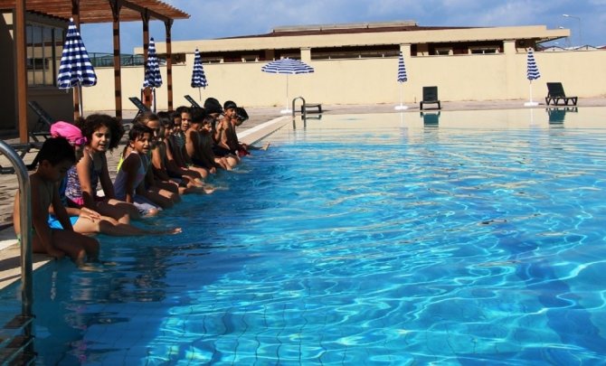 İskenderun’da yüzme kurslarına yoğun ilgi