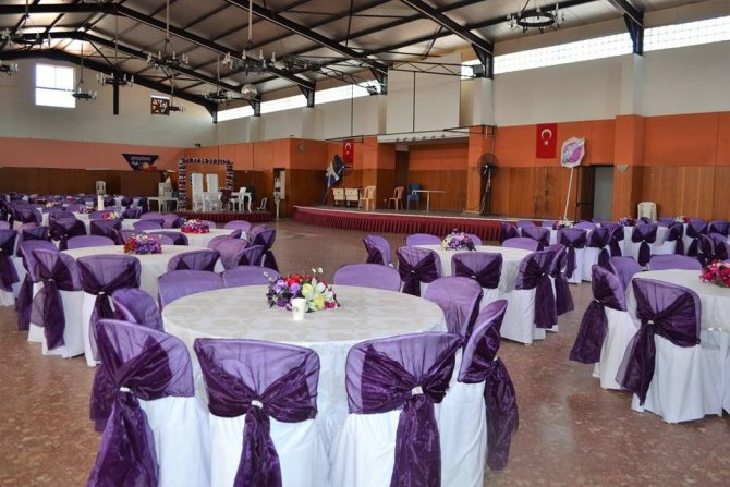 Karacasu’da düğün salonu yenilendi