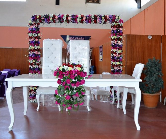 Karacasu’da düğün salonu yenilendi