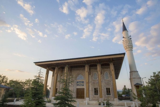 Etimesgut 3. Hava İkmal Bakım Merkezi Komutanlığı Camii ibadete açıldı