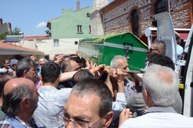 Muhtar Ölmezer son yolculuğuna uğurlandı