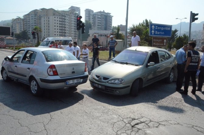 Zonguldak’ta trafik kazası: 3 yaralı