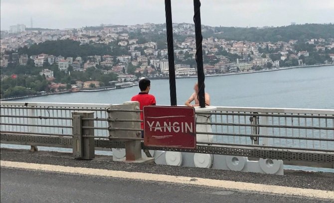 FSM Köprüsü’nde intihar