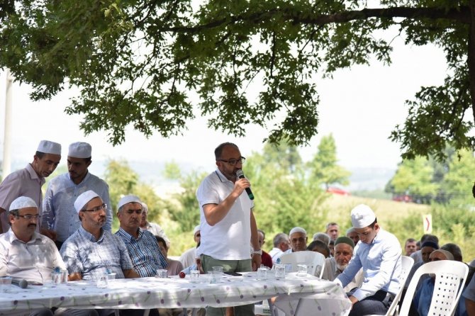 Başkan Üzülmez Avluburun’a misafir oldu
