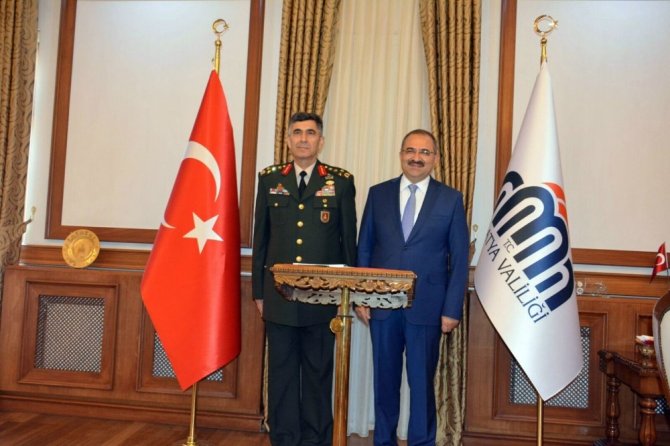 Kara Kuvvetleri Komutanı Orgeneral Çolak’tan Vali Kaban’a veda ziyareti