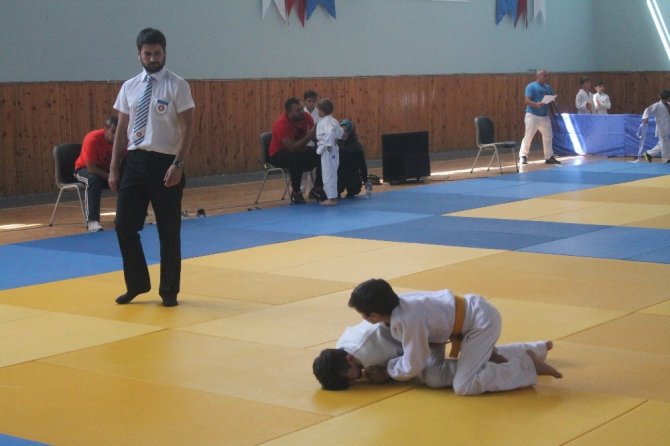 Karadeniz Judo Turnuvasının 15’incisi, Bayburt’ta başladı