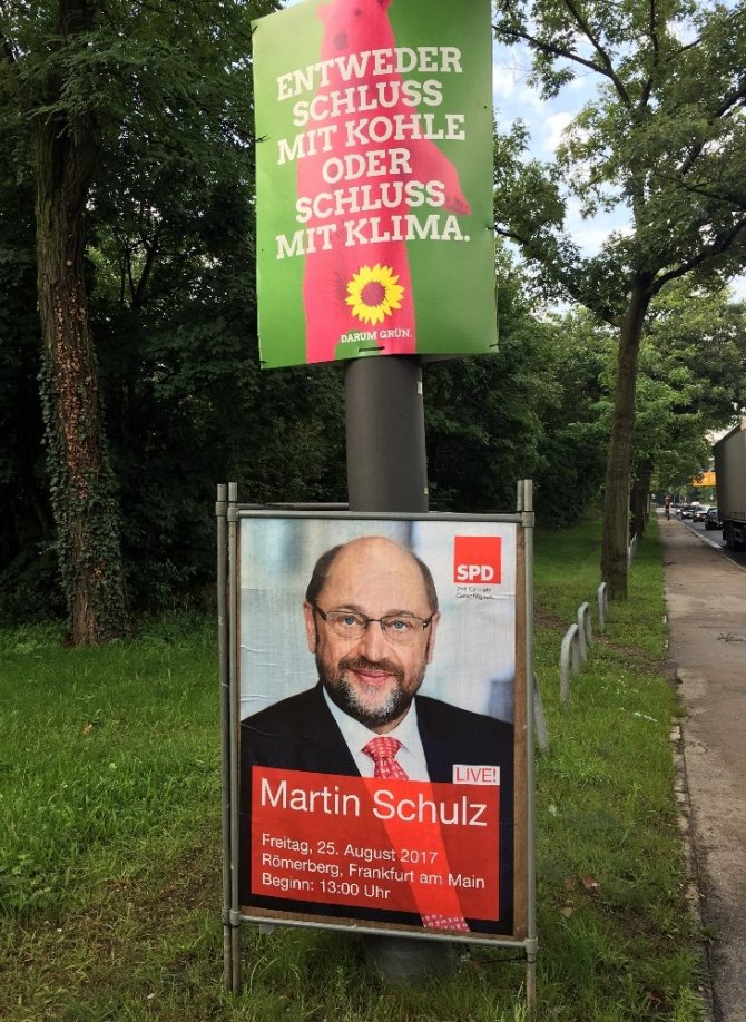 Almanya’daki seçimlerde dört parti üçüncülük için yarışacak