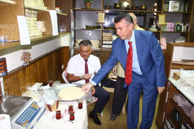 Vali kebabından sonra vali helvası